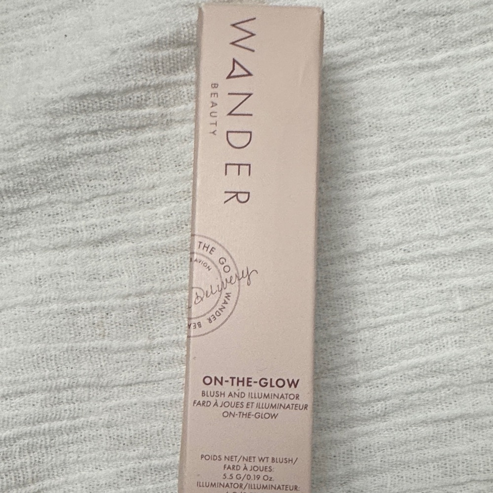 Wander Beauty On-The-Glow Blush and Illuminator - Soft Pink